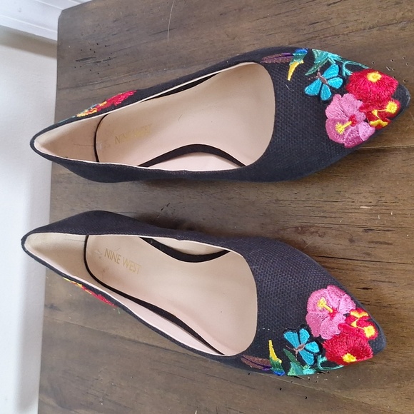 Nine West Embroidered Speakup Ballet Flats Size 7.5 - Picture 4 of 13
